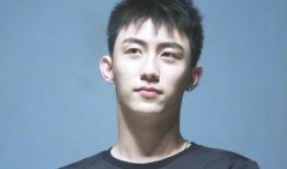 娱乐圈八卦爆料黄景瑜视频,娱乐圈幕后真相大揭秘